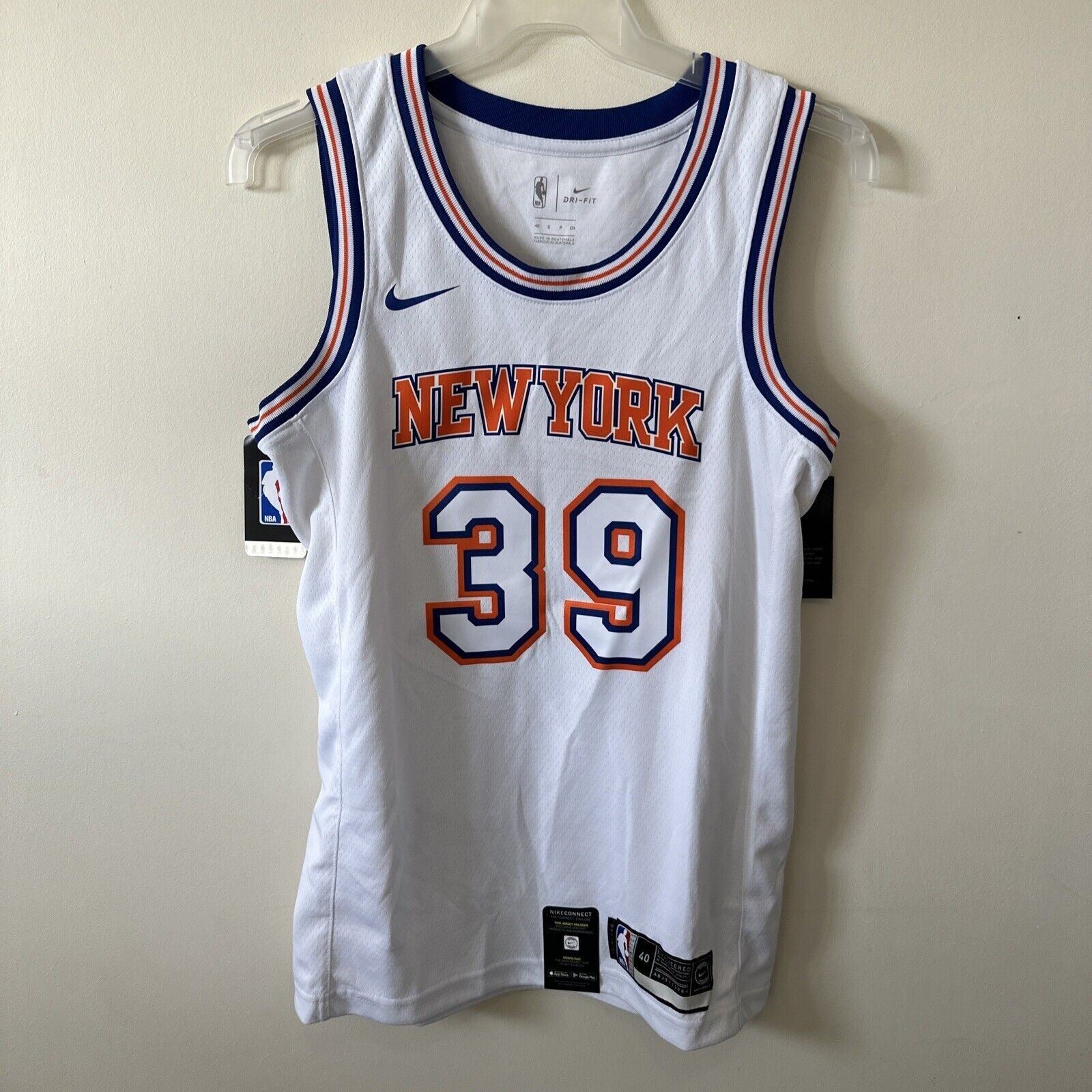 Nike NBA New York Knicks Swingman Edition Jersey EDWARDS 39 Men’s Small