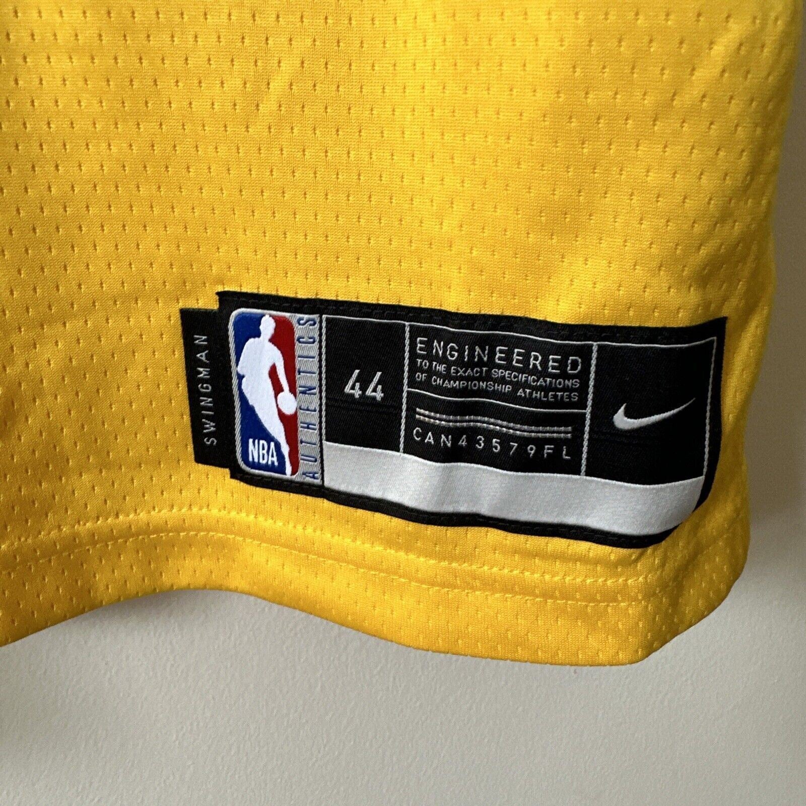 Nike NBA LA Lakers Swingman Edition Jersey JAMES 23 Basketball Men Medium
