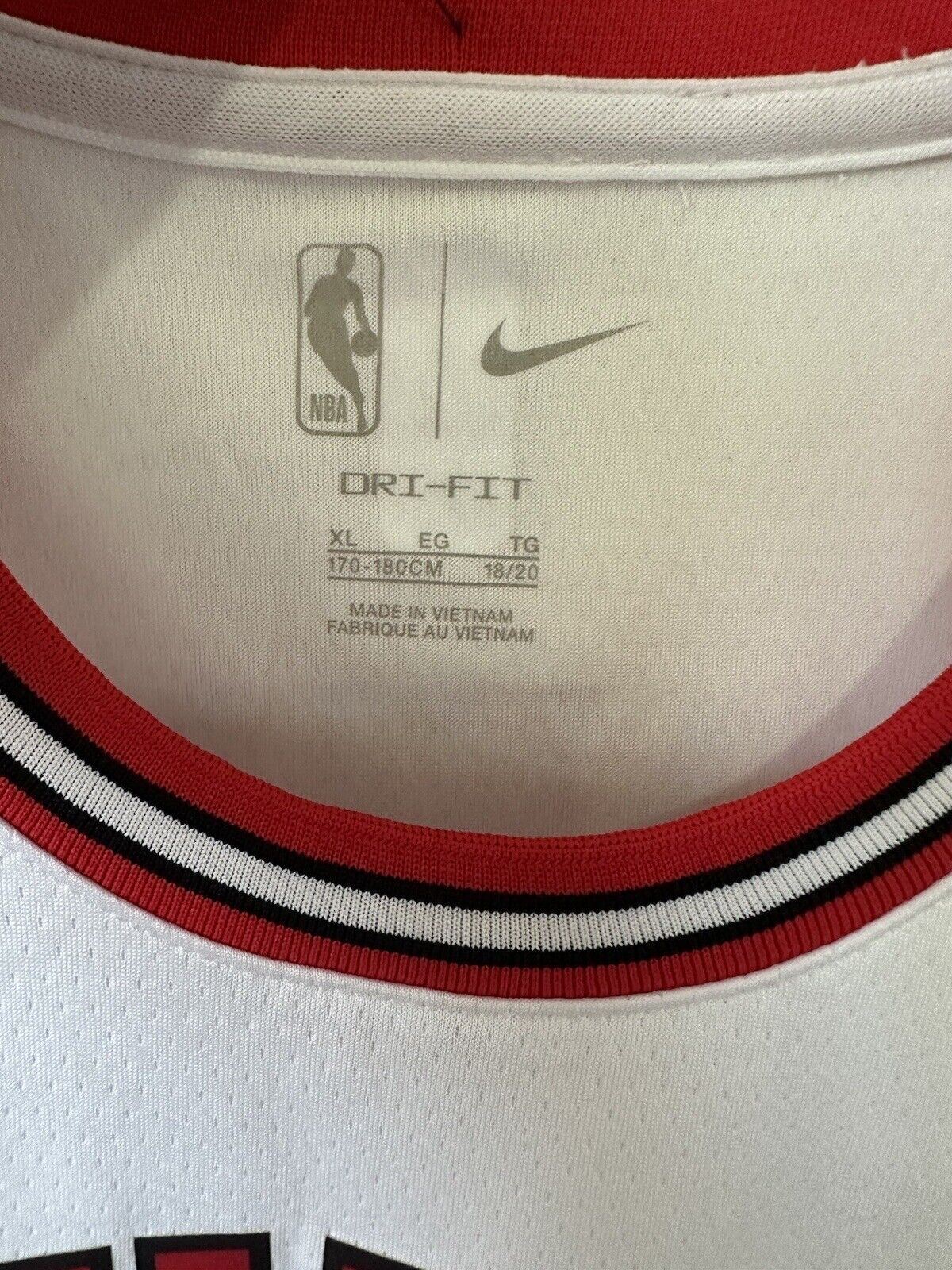 Nike NBA Chicago Bulls Association Edition Jersey LAVINE Juniors 13-15 Years